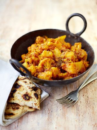 Potato & cauliflower curry