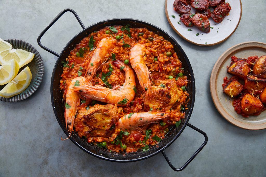Spanish recipe ideas - paella with other tapas